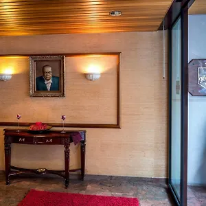 **** Otel Churchill İsviçre