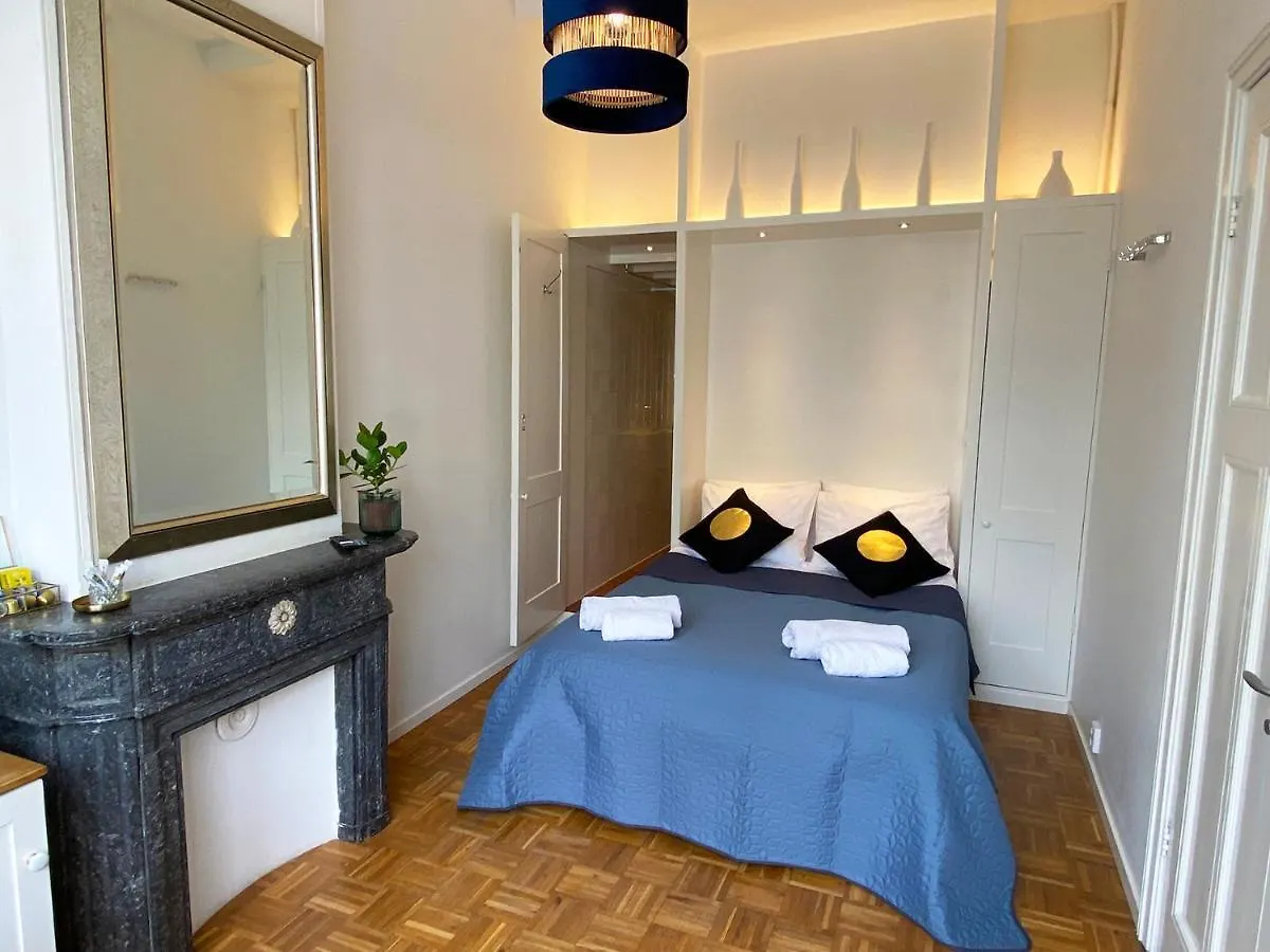 Canal Hideaway Amsterdam Guest house